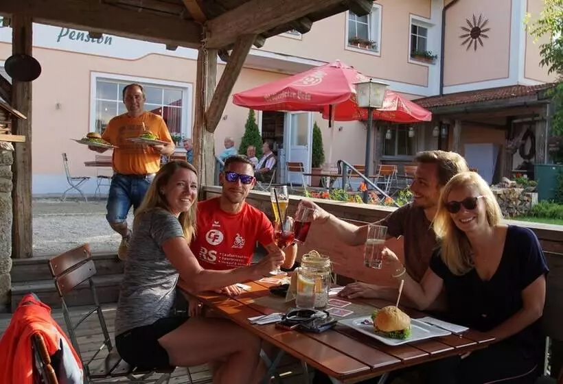 Hotelli Breitenberger Hof Inklusive Frühstück