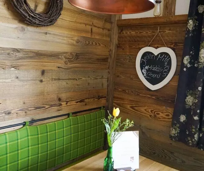 Hotelli Breitenberger Hof Inklusive Frühstück