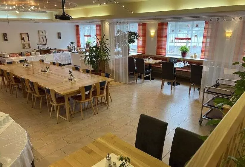 Hotelli Breitenberger Hof Inklusive Frühstück