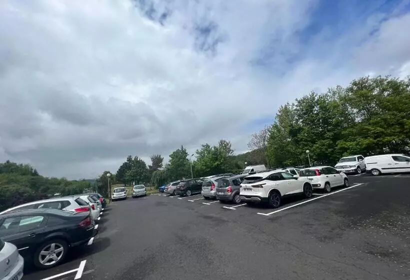 ホテル De La Tour Saint Etienne Sud