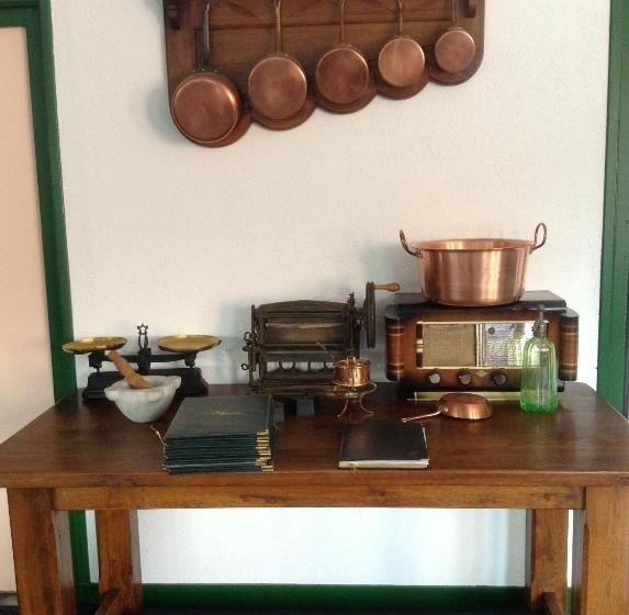 호텔 De La Tour Saint Etienne Sud