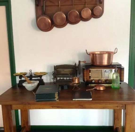 ホテル De La Tour Saint Etienne Sud