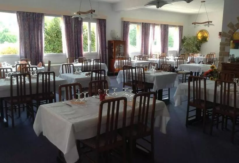 ホテル De La Tour Saint Etienne Sud