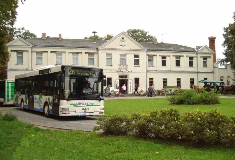 Hotelli Müritz Park