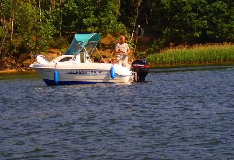 Hotelli Müritz Park