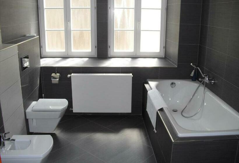 Městský Hotel Dorinka