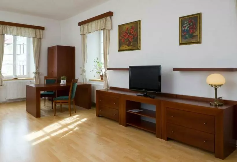 Městský Hotel Dorinka