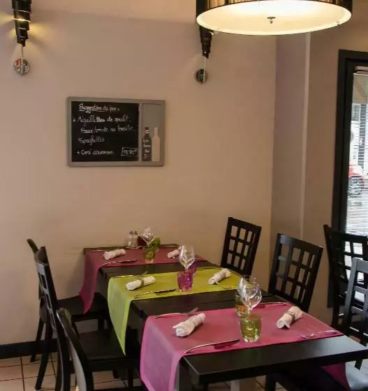 Hotelli Restaurant La Cuis'in