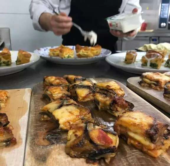 ホテル Restaurant Pizzeria Rotes Haus