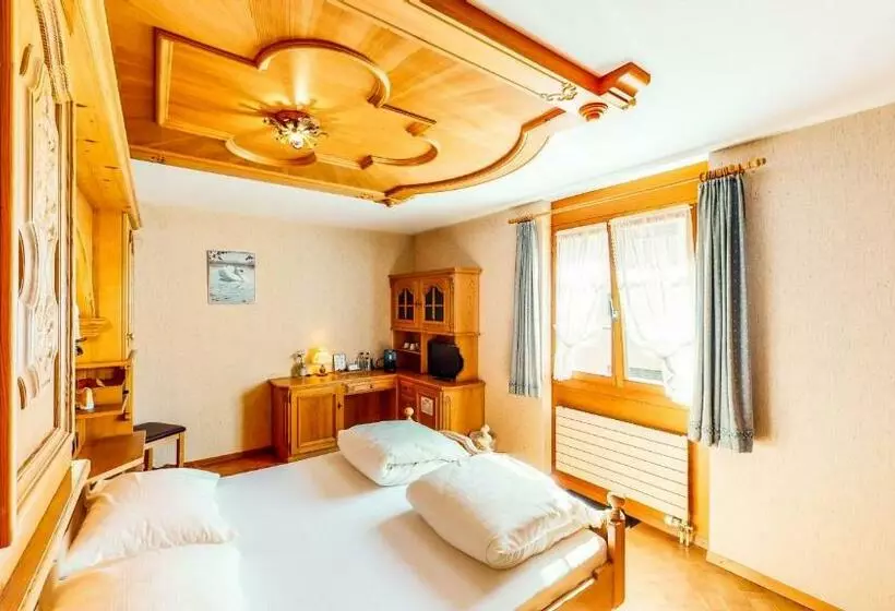 Hotelli Schweizerhof