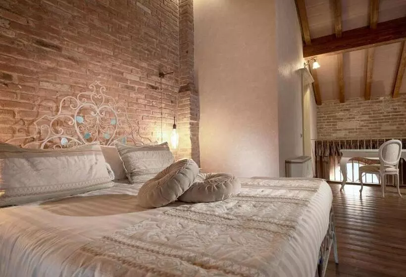 ホテル Tenuta Montemagno Relais & Wines