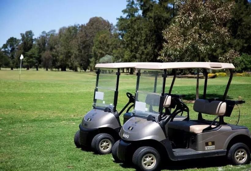 モーテル Howlong Golf Resort