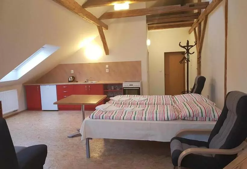Městský Hotel Dorinka