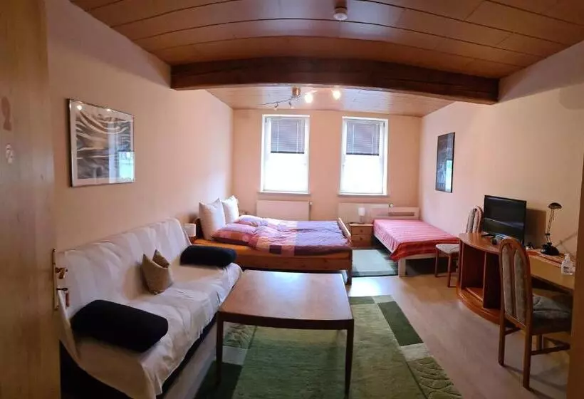 Majatalo Ferienhof Hanum