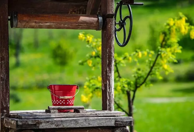 ペンション Ferrata Vendégház