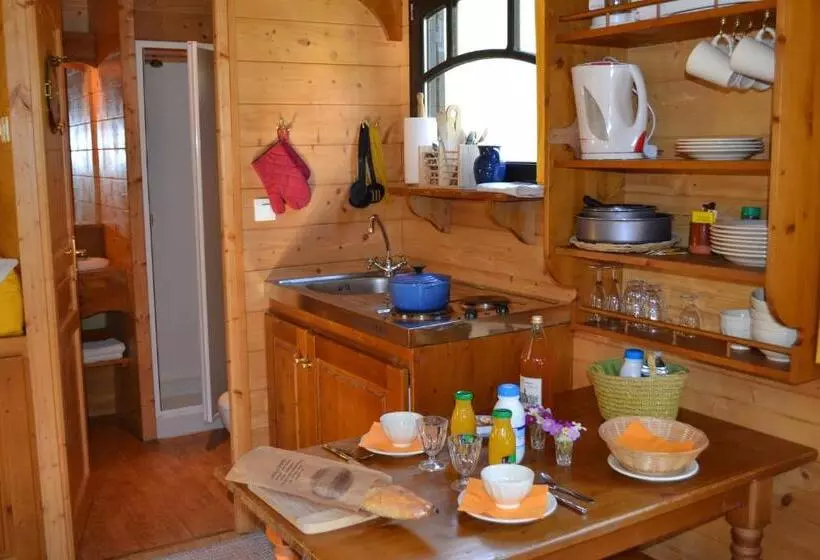 Majatalo La Maison De L'omignon