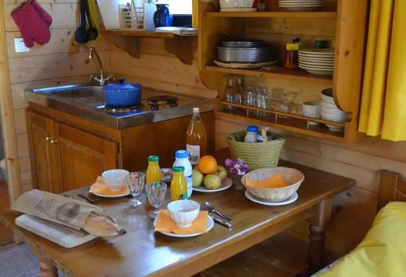 Majatalo La Maison De L'omignon