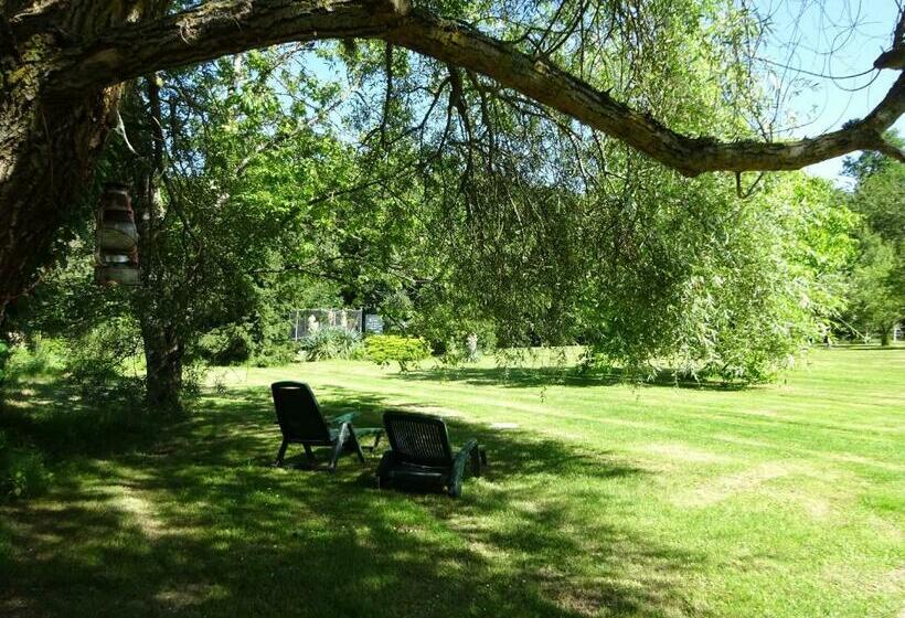 بنسيون Les Chaumières Du Chêne