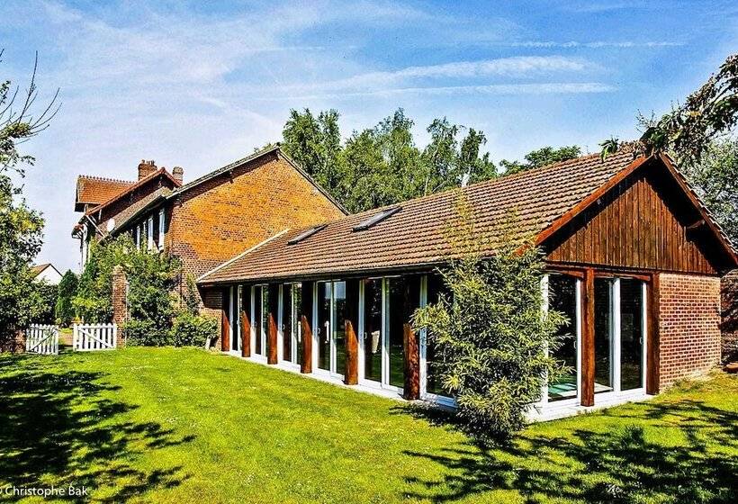 بنسيون Les Granges D'haillancourt