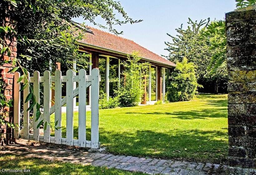 بنسيون Les Granges D'haillancourt