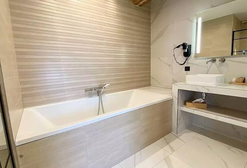 Majatalo Les Granges D'haillancourt