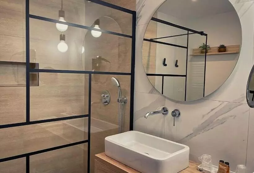 Majatalo Les Granges D'haillancourt