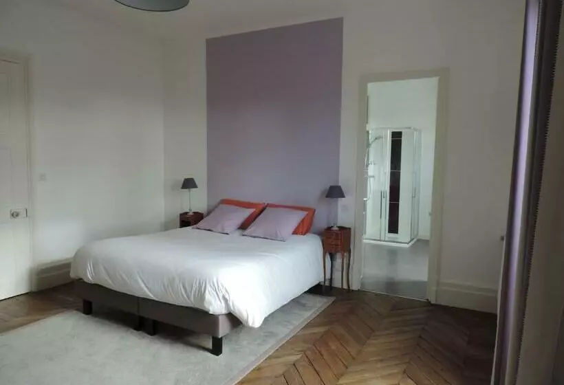 Aamiaismajoitus (B&B) Cèdre Et Charme