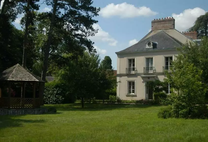 Aamiaismajoitus (B&B) Cèdre Et Charme