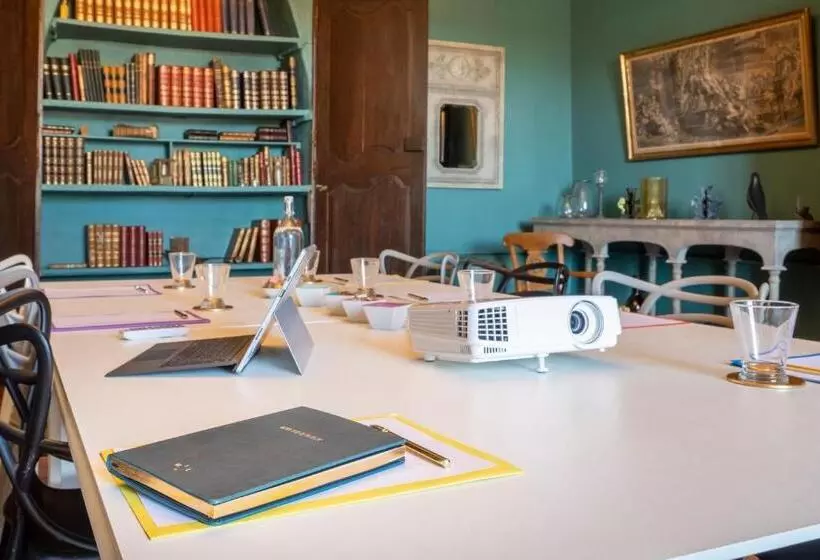 ベッドアンドブレックファースト Domaine Le Jardin Suspendu   Piscine Chauffée   Proche Parc Puy Dufou