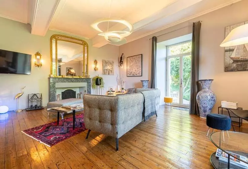 ベッドアンドブレックファースト Domaine Le Jardin Suspendu   Piscine Chauffée   Proche Parc Puy Dufou