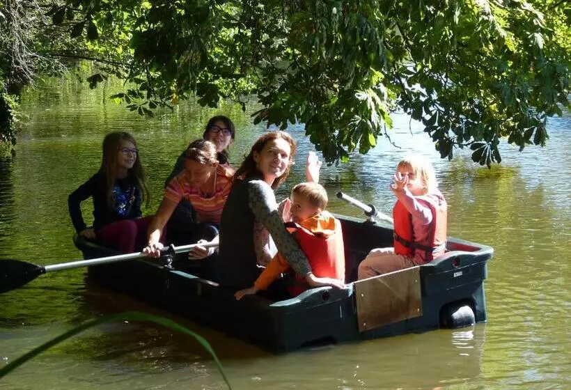 ベッドアンドブレックファースト Domaine Le Jardin Suspendu   Piscine Chauffée   Proche Parc Puy Dufou