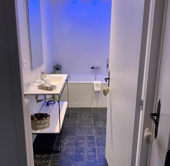 민박 Domaine Le Jardin Suspendu   Piscine Chauffée   Proche Parc Puy Dufou