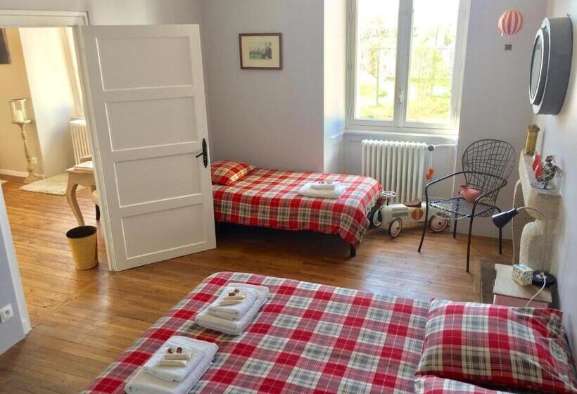 민박 Domaine Le Jardin Suspendu   Piscine Chauffée   Proche Parc Puy Dufou