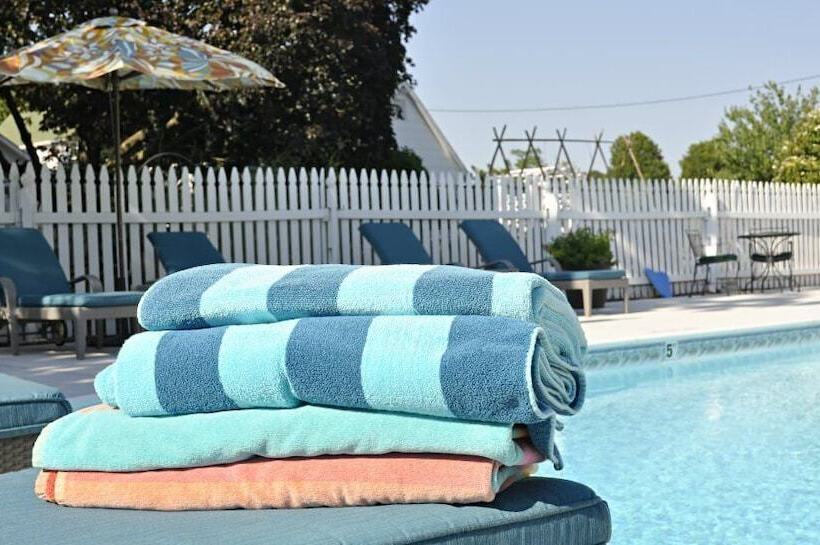 住宿加早餐 Inn At Huntingfield Creek