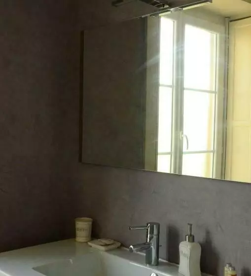 ベッドアンドブレックファースト La Lit'hote