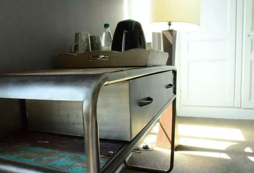 ベッドアンドブレックファースト La Lit'hote