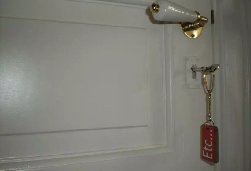 ベッドアンドブレックファースト La Lit'hote