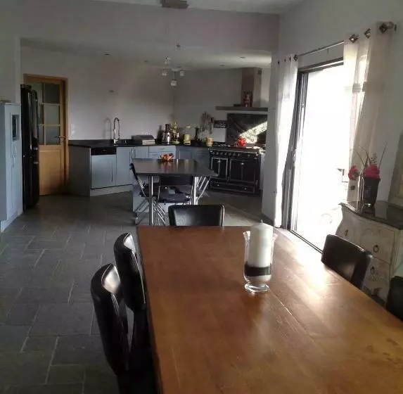 Aamiaismajoitus (B&B) Le Clos Du Pontet