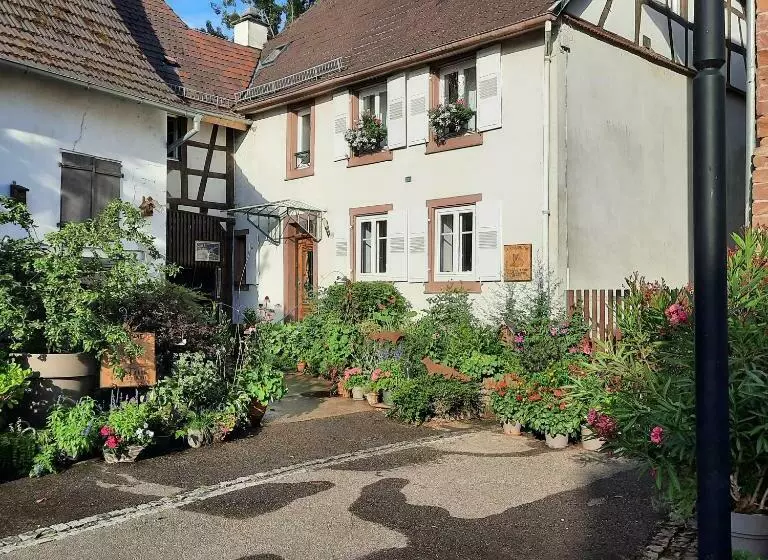 ベッドアンドブレックファースト Maison D'hôtes La Renardière