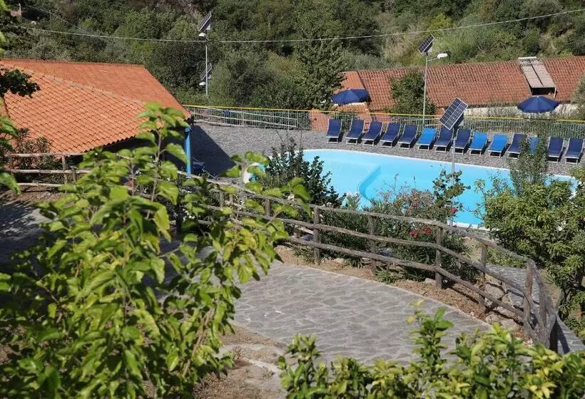 ホテル Agriturismo Il Sole