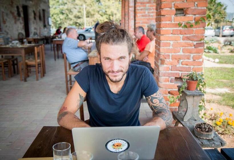 בית מלון כפרי Agriturismo La Fucina