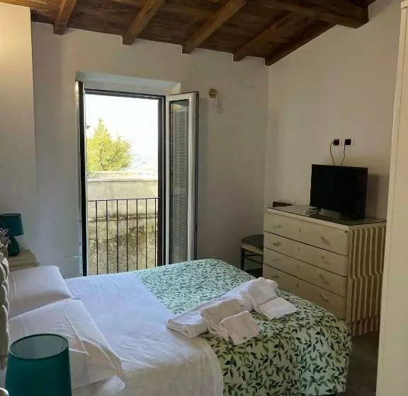ホテル Agriturismo Quartuccio