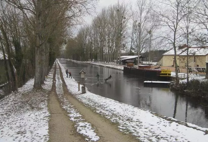 ホテル Auberge Magnette