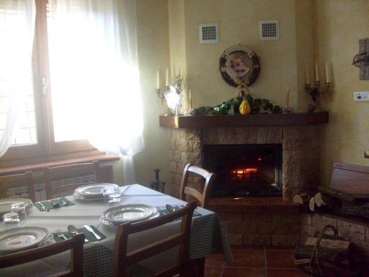 בית מלון כפרי Farm Stay Agriturismo La Borgaccia