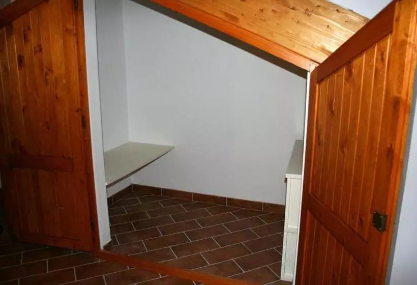 ホテル Farm Stay Agriturismo La Borgaccia