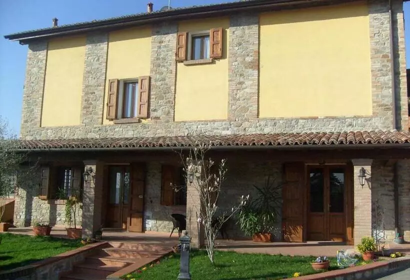 ホテル Farm Stay Agriturismo La Borgaccia