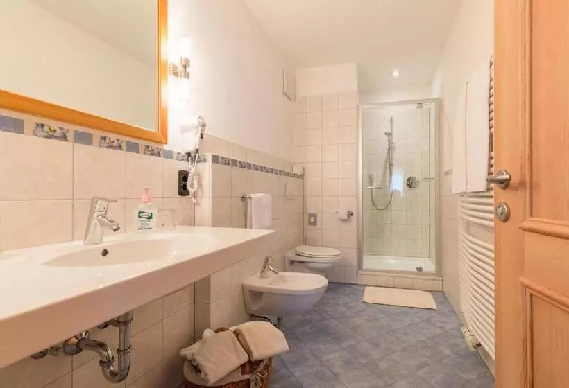 Hotelli Gasthof Gasserhof