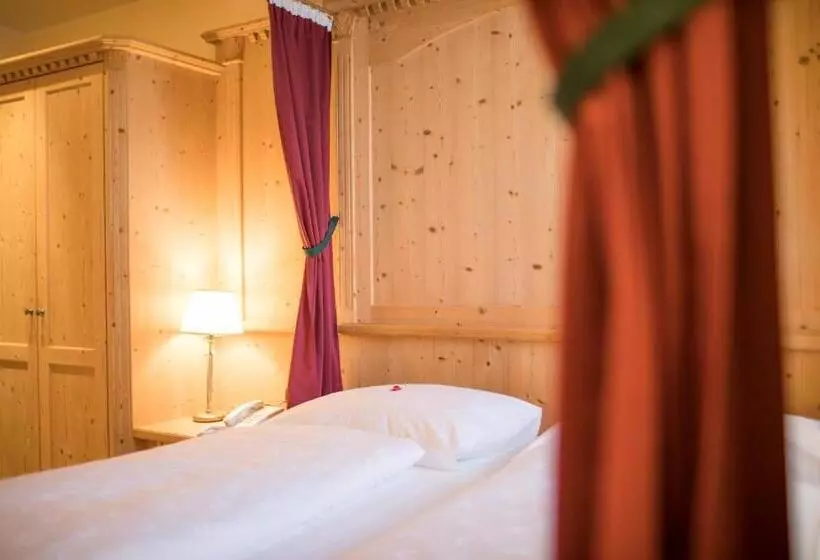 Hotelli Gasthof Gasserhof