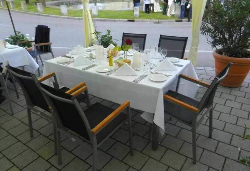 Hotelli Gasthof Rössle