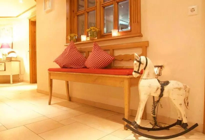 Hotelli Gasthof Rössle